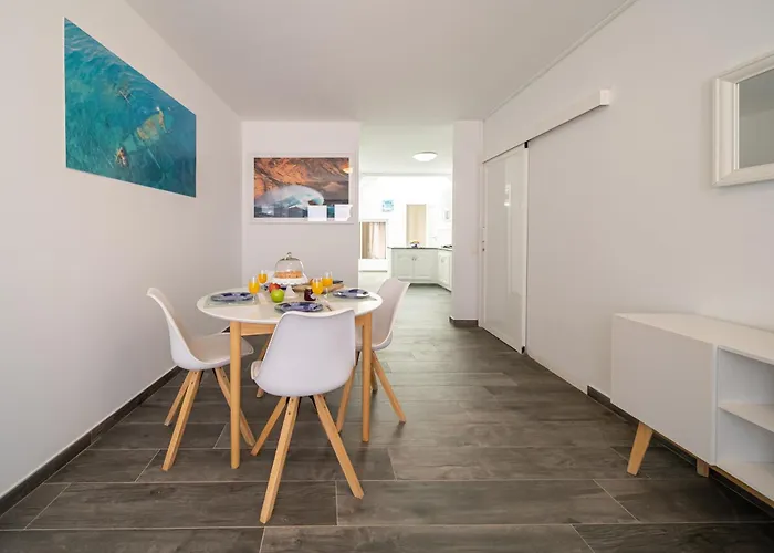 Famara Home Beach Apartamento *
