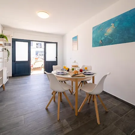 Famara Home Beach Apartment Famara
